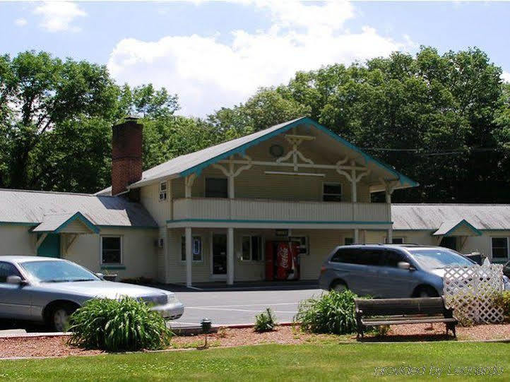Scottish Inns Milford Bagian luar foto